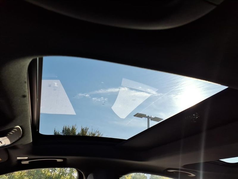 New 2025 Alfa Romeo Giulia RwdImage 16