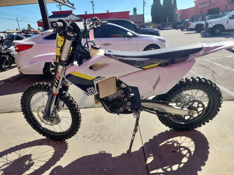 New 2025 Husqvarna FE 450 Image 16