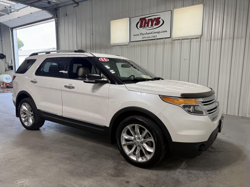 Used 2015 Ford Explorer XLTImage 1