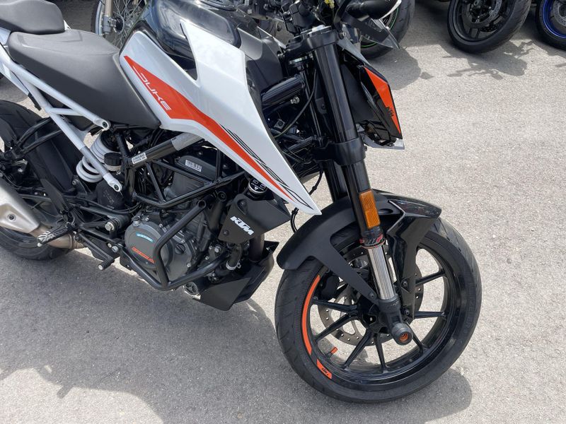 Used 2022 KTM 390 DUKE Image 13