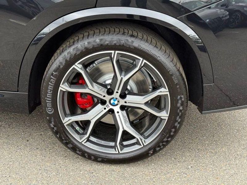 New 2026 BMW X5 xDrive50eImage 14