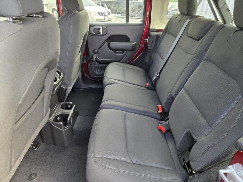 Used 2022 Jeep Wrangler Unlimited Sport 4x4