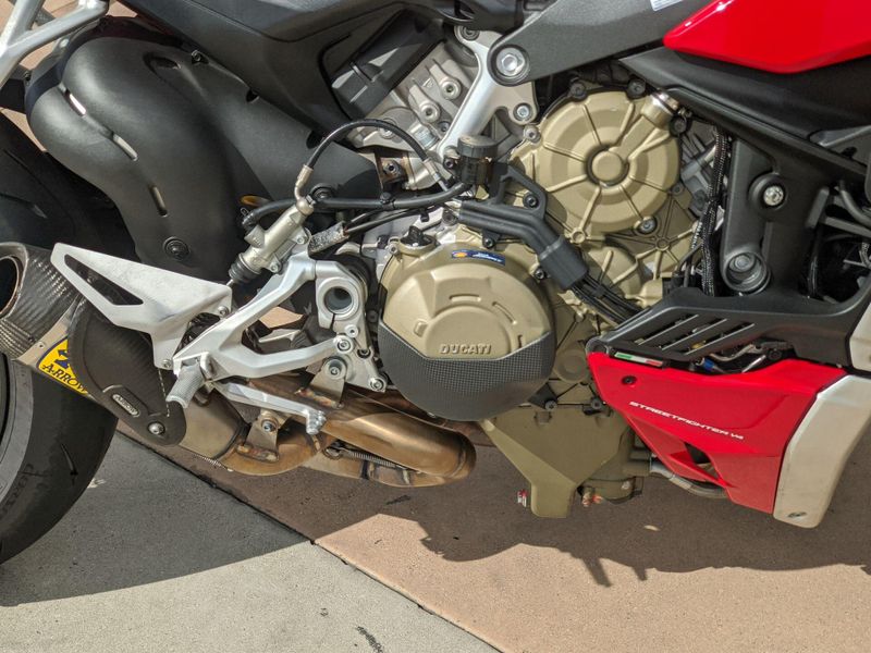 Used 2021 Ducati STREETFIGHTER V4 Image 20