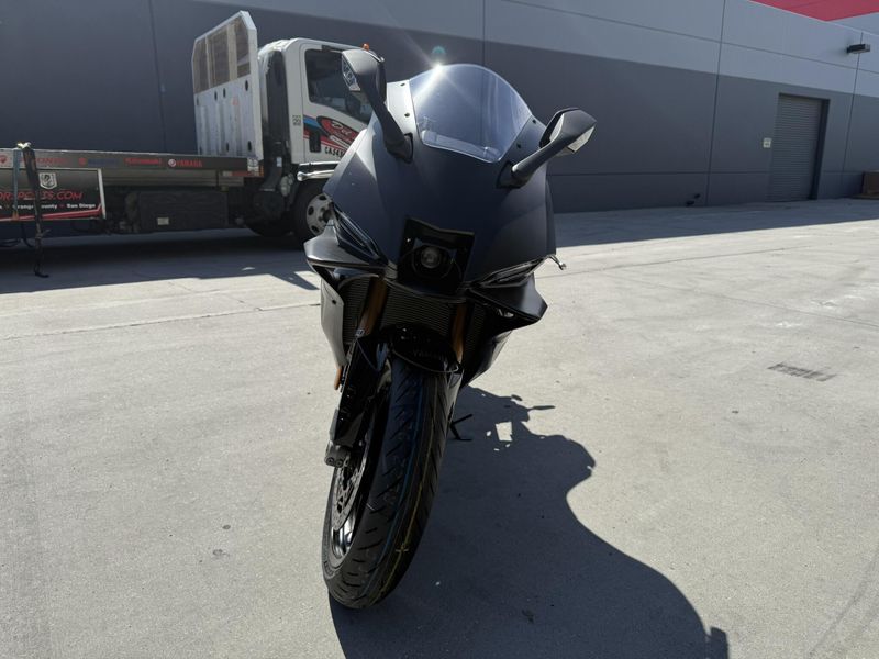 New 2025 Yamaha YZF-R9 Image 8