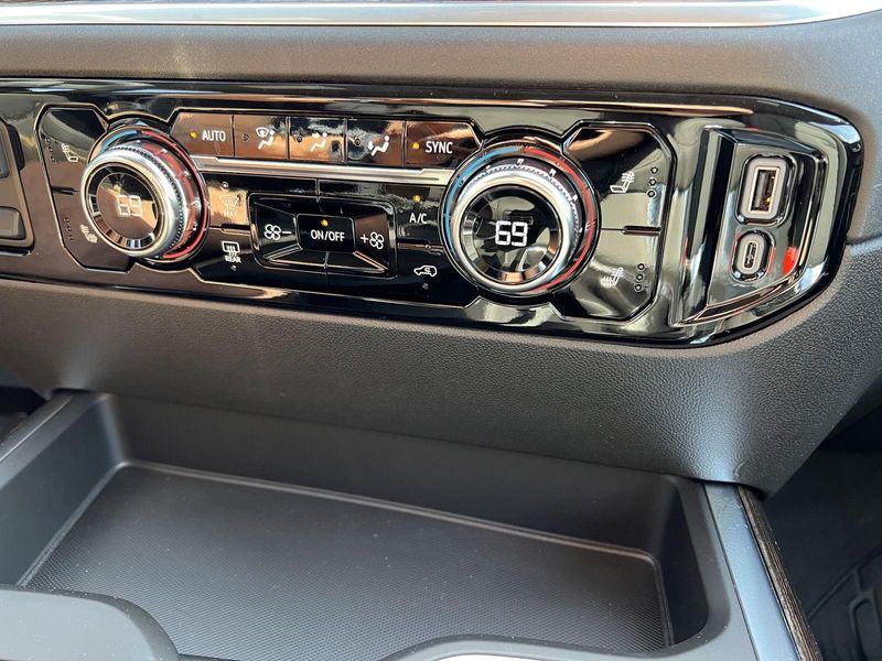 2026 Gmc Sierra 1500 Elevation photo 29