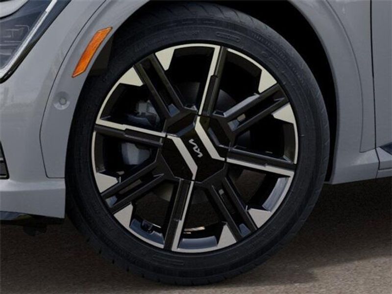 2025 Kia EV6 GT-LineImage 9