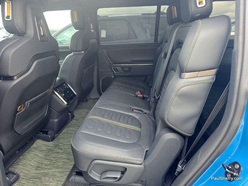2023 Rivian R1S Launch EditionImage 15