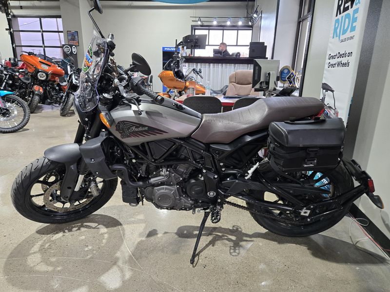 2020 Indian Motorcycle FTR RALLY TITANIUM SMOKE 49ST Image 3