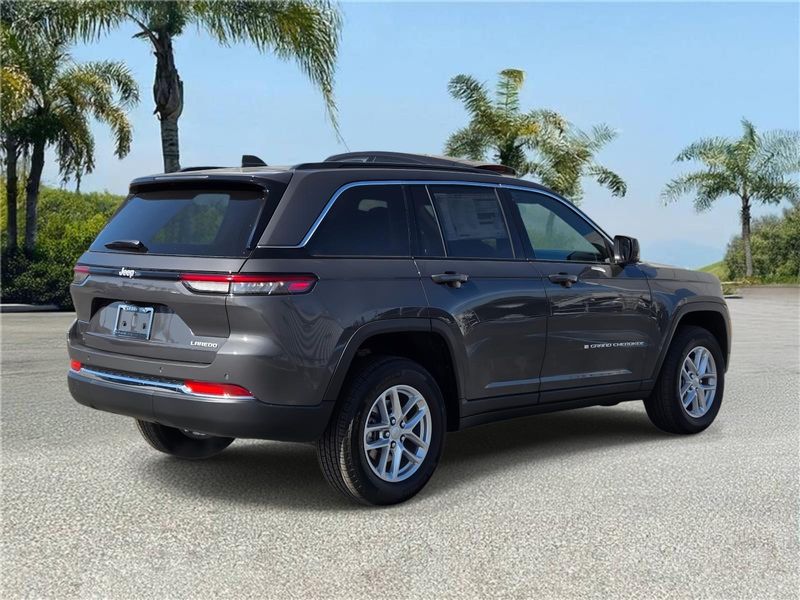 New 2026 Jeep Grand Cherokee Laredo X 4x2