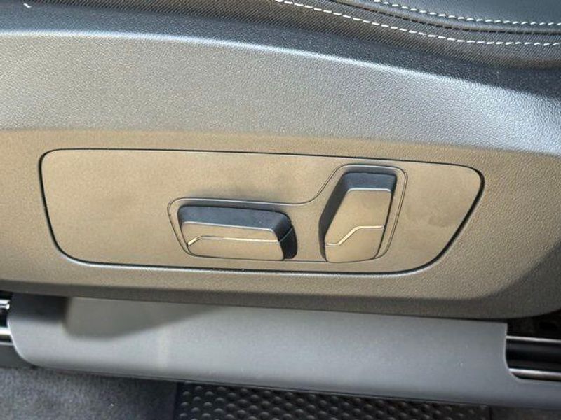 New 2026 BMW X1 xDrive28iImage 18