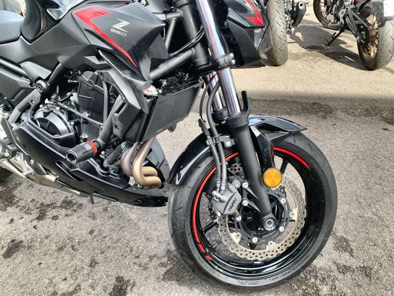 Used 2023 Kawasaki Z650 Base Image 14