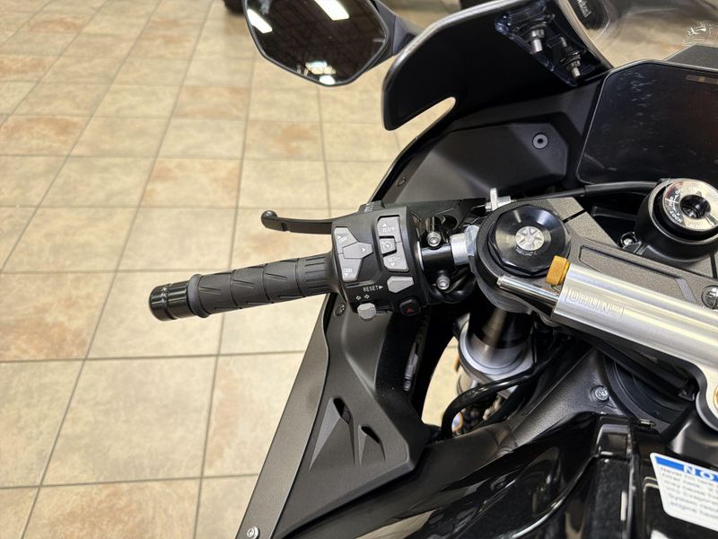 New 2026 Kawasaki NINJA ZX-10R Image 22