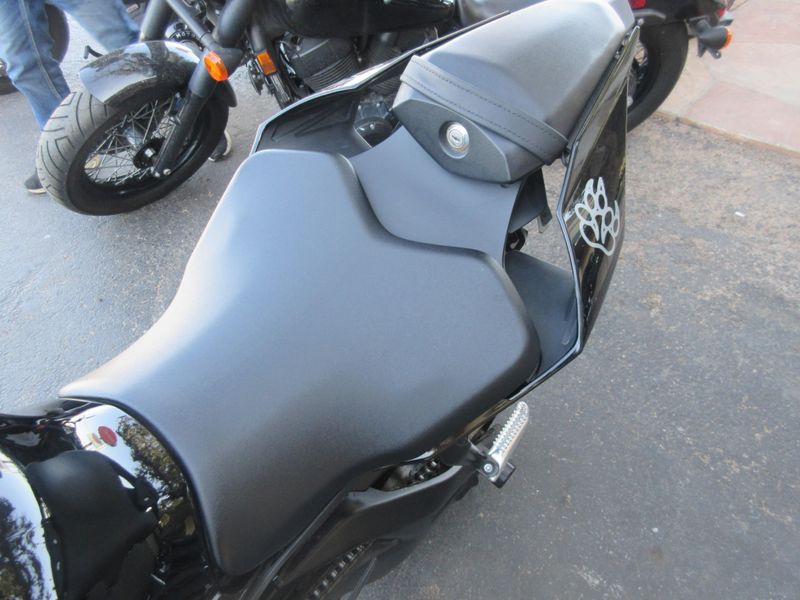 USED 2022 YAMAHA YZF-R1 Image 11