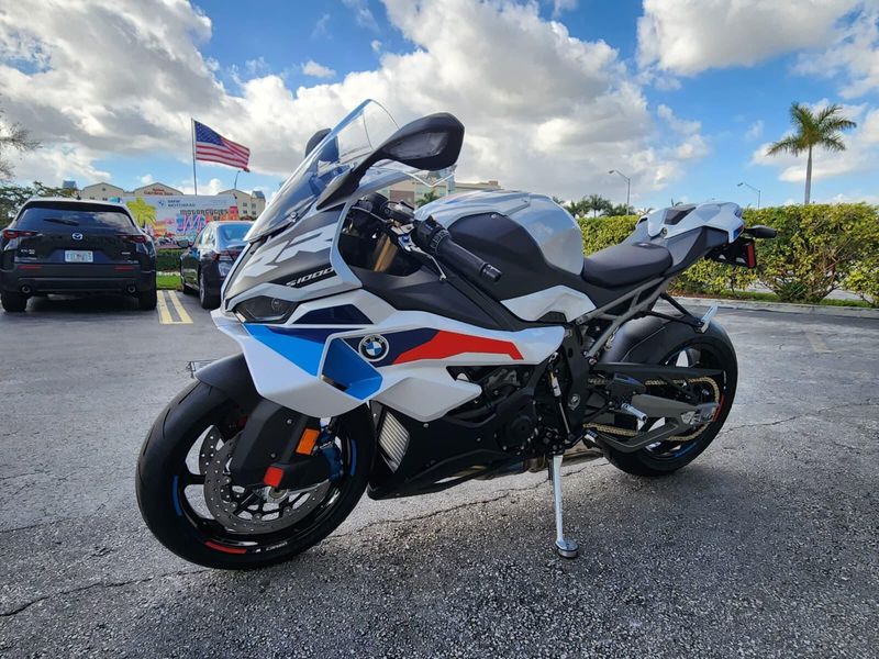 2026 BMW S 1000 RRImage 4