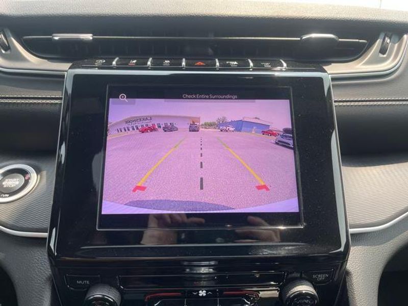 2025 Jeep Grand Cherokee Laredo2025 Jeep Grand Cherokee Laredo X 4x4