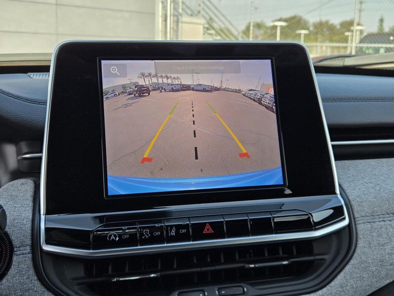 Used 2025 Jeep Compass Latitude 4x4