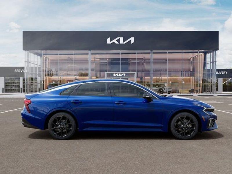 New 2026 Kia K5 GT-LineImage 8
