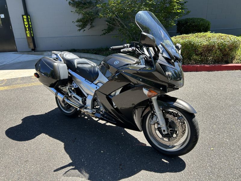 Used 2009 Yamaha FJR1300ES 