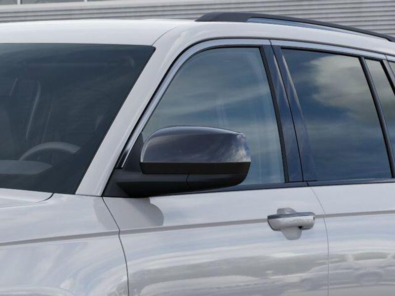 New 2026 Jeep Grand Cherokee Laredo Altitude 4x4Image 12