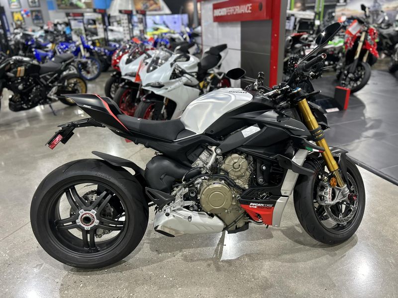 Used 2025 Ducati STREETFIGHTER V4 SP2 Image 3