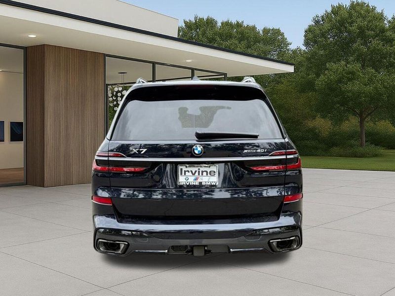 New 2026 BMW X7 xDrive40iImage 10
