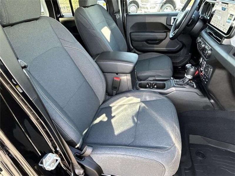 New 2025 Jeep Wrangler 4-door WillysImage 14