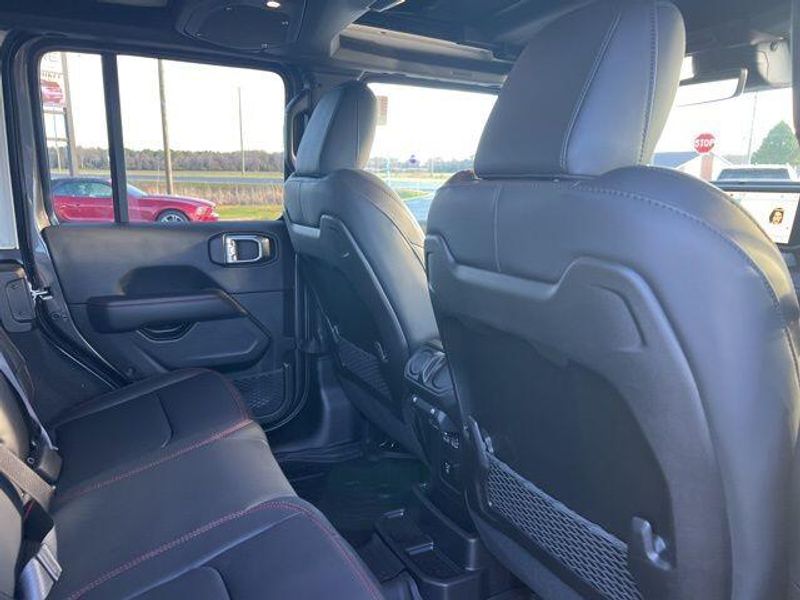 2025 Jeep Wrangler 4-door Rubicon