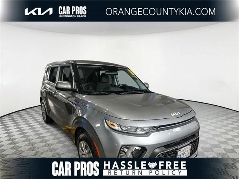 Used 2022 Kia Soul LXImage 1