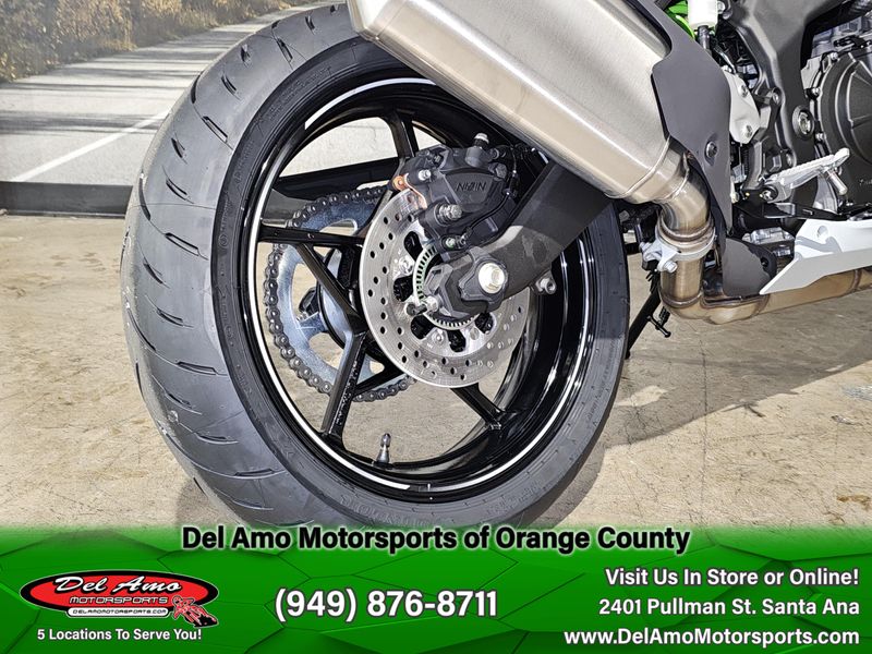 New 2025 Kawasaki NINJA ZX-4RR ABS Image 15