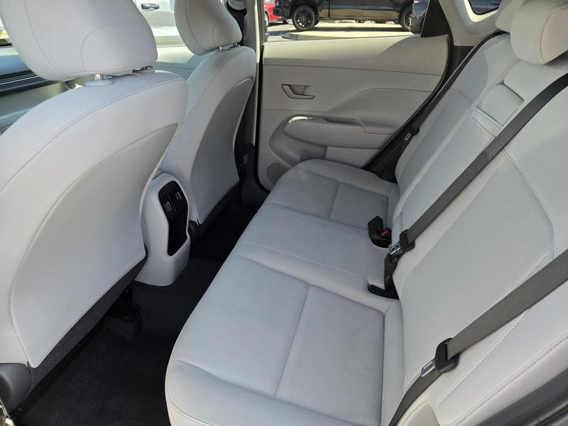 Used 2024 Hyundai Kona SEL FWD