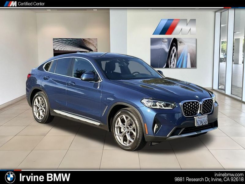 2022 BMW X4 xDrive30iImage 1