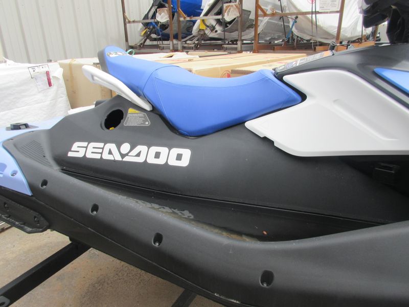 NEW 2026 SEADOO SPARK FOR 2 90HP CONVENIENCE PACKAGE WITH SOUND SYSTEM Image 7