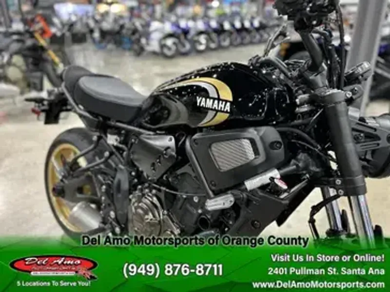 New 2025 Yamaha XSR700 Image 14