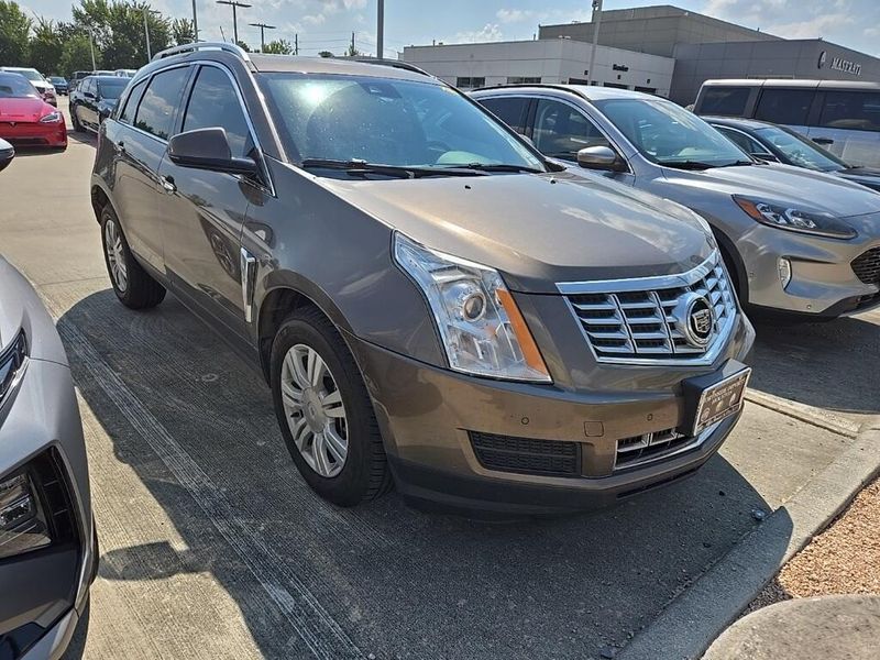 Used 2015 Cadillac SRX LuxuryImage 2