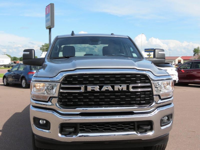 2024 RAM 2500 Big Horn 4x4 4dr Crew Cab 6.3 ft. SB PickupImage 7