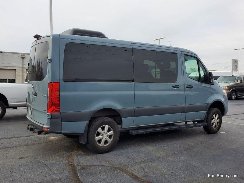 2020 Freightliner Sprinter 2500 Standard Roof V6Image 2