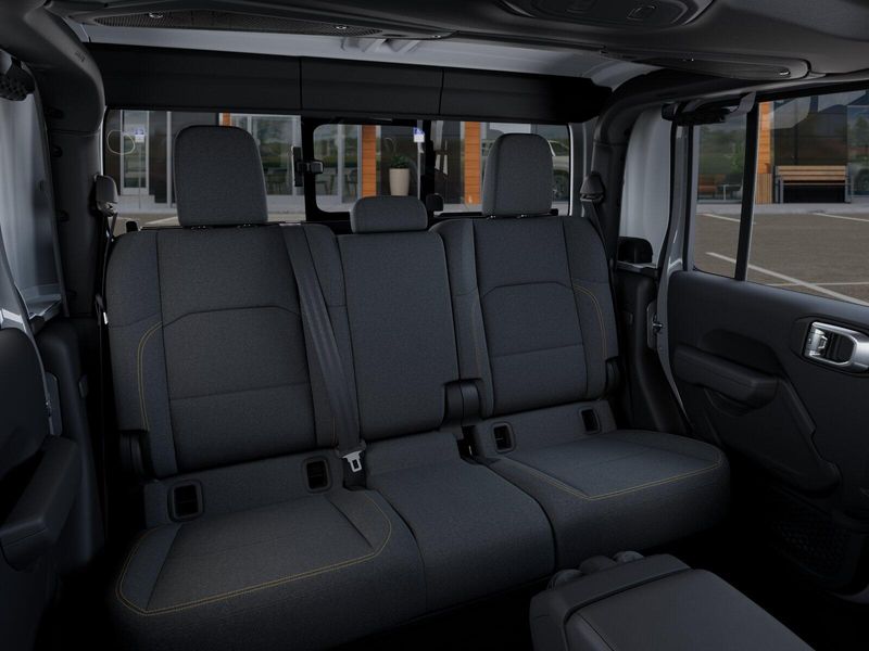 New 2026 Jeep Gladiator Sport S 4x4Image 38