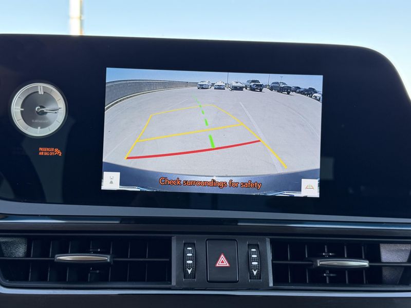 Used 2025 Lexus ES 350Image 28