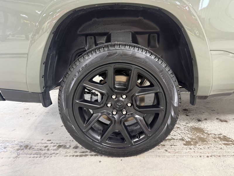 New 2026 RAM 1500 Laramie Crew Cab 4x4 5