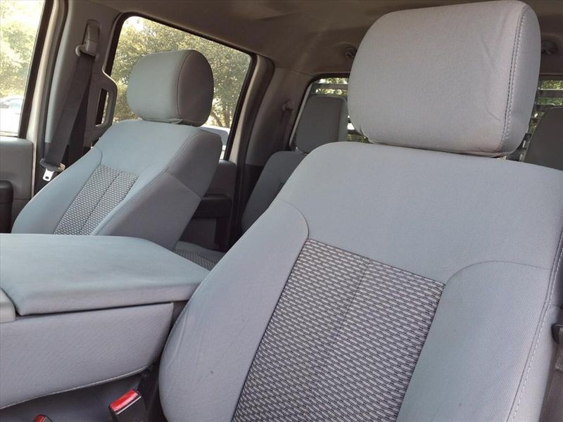2016 Ford F-250 XLT photo 7