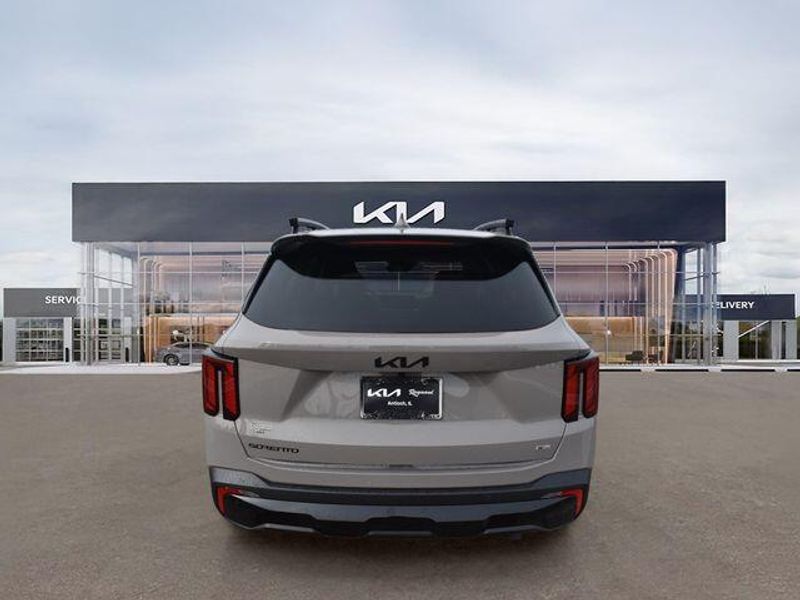New 2026 Kia Sorento X-Line SXImage 5