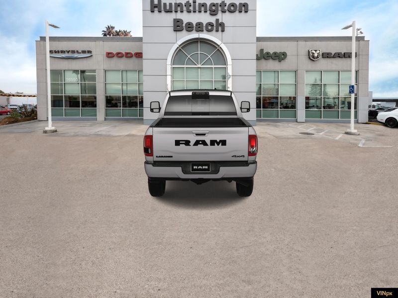 2025 RAM 3500 Laramie Crew Cab 4x4Image 6