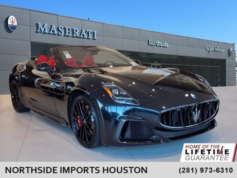 2024 Maserati GranCabrio Image 1