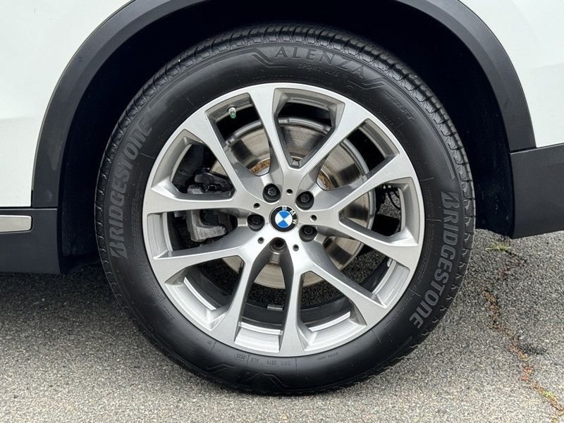 2021 BMW X5 xDrive40iImage 16