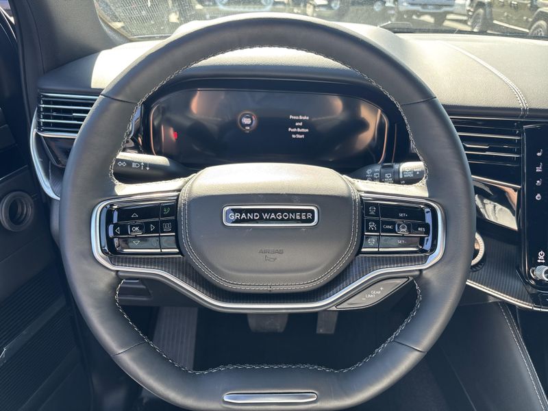 2026 Jeep Grand Wagoneer Summit Obsidian 4x4Image 36