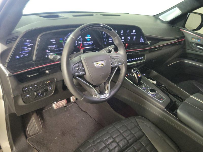 2023 Cadillac Escalade V-Series photo 17