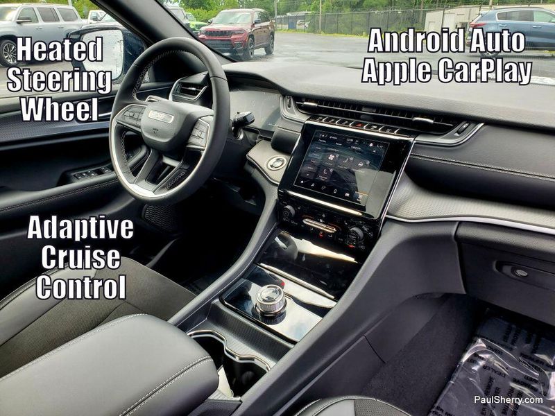 2025 Jeep Grand Cherokee Altitude X 4x4Image 28