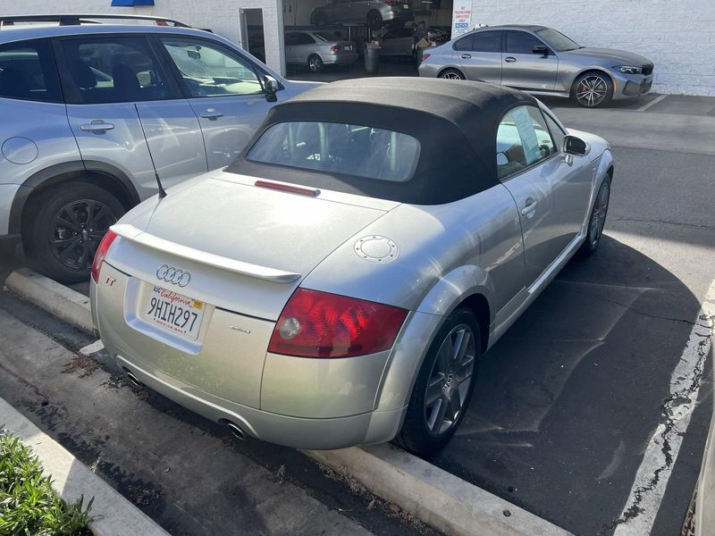 2006 Audi TT 1.8T RoadsterImage 2