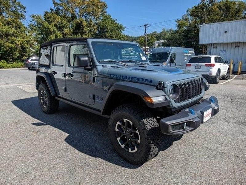 new 2023 Jeep Wrangler in Cockeysville MD l Baltimore Area