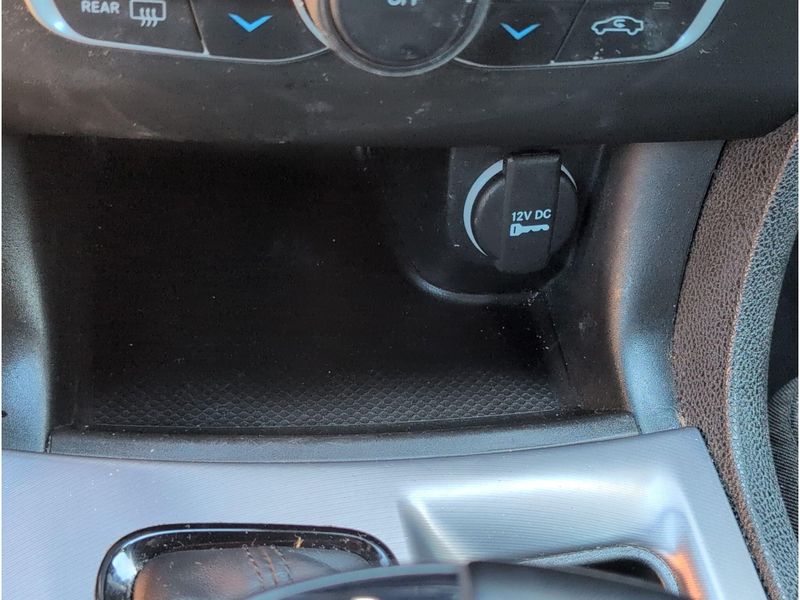 Used 2022 Dodge Charger SXTImage 16